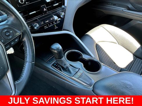 Used 2022 Toyota Camry SE FWD image 22