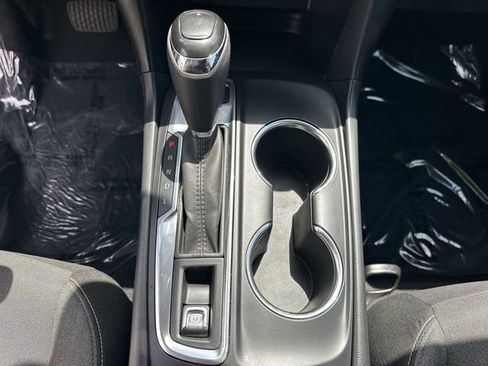 Used 2021 Chevrolet Equinox LT AWD/4WD image 24