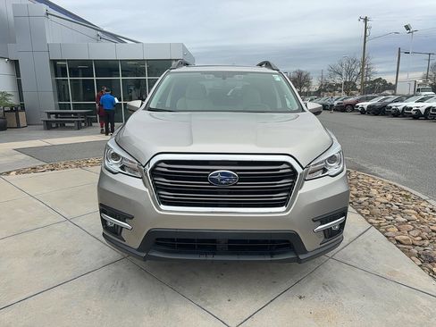 Used 2020 Subaru Ascent Limited w/ Technology Package image 3