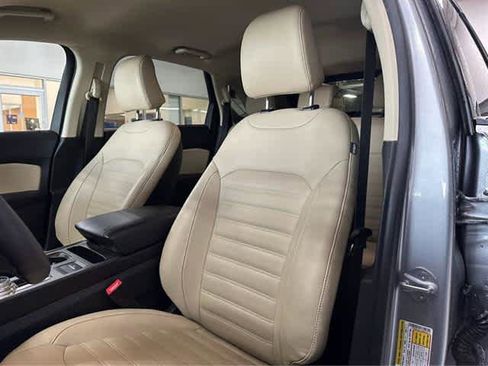 Used 2022 Ford Edge SEL w/ Convenience Package image 17