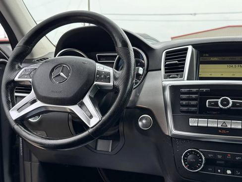 Used 2012 Mercedes-Benz ML 350 4MATIC w/ Premium 1 Pkg image 19