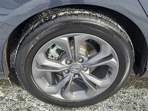 Certified 2024 Honda Accord EX image 9