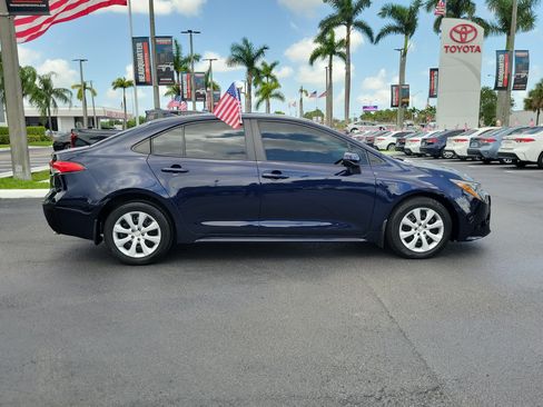 Used 2024 Toyota Corolla LE FWD image 13