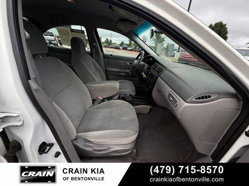 Used 2000 Ford Taurus SE FWD image 29