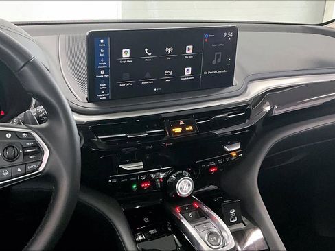 Used 2025 Acura MDX SH-AWD w/ Technology Package image 13