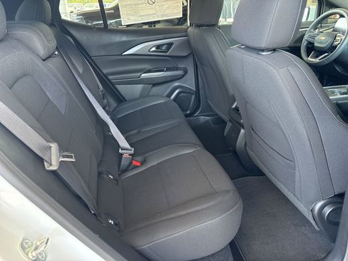 New 2026 Chevrolet Equinox EV LT image 12