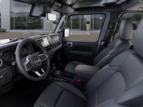 New 2026 Jeep Wrangler Unlimited Sahara AWD/4WD image 23
