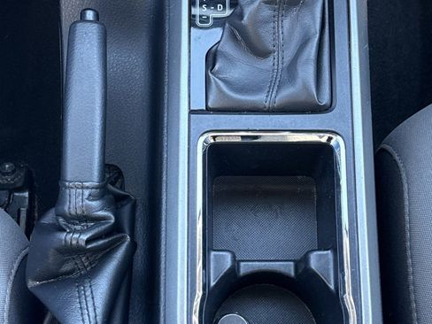 Used 2017 Toyota Tacoma SR5 image 25