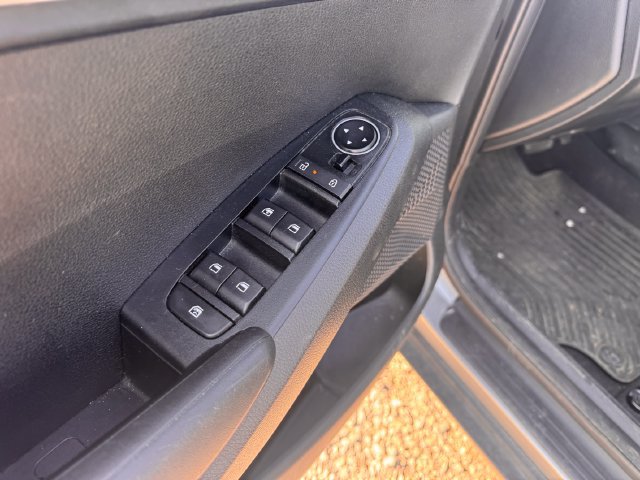 Used 2025 Kia Seltos LX AWD/4WD image 21