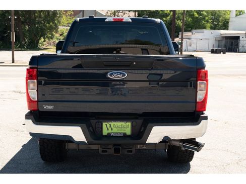 Used 2022 Ford F250 XL w/ STX Appearance Package image 7