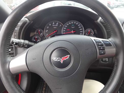 Used 2007 Chevrolet Corvette Convertible w/ Preferred Equipment Group image 20