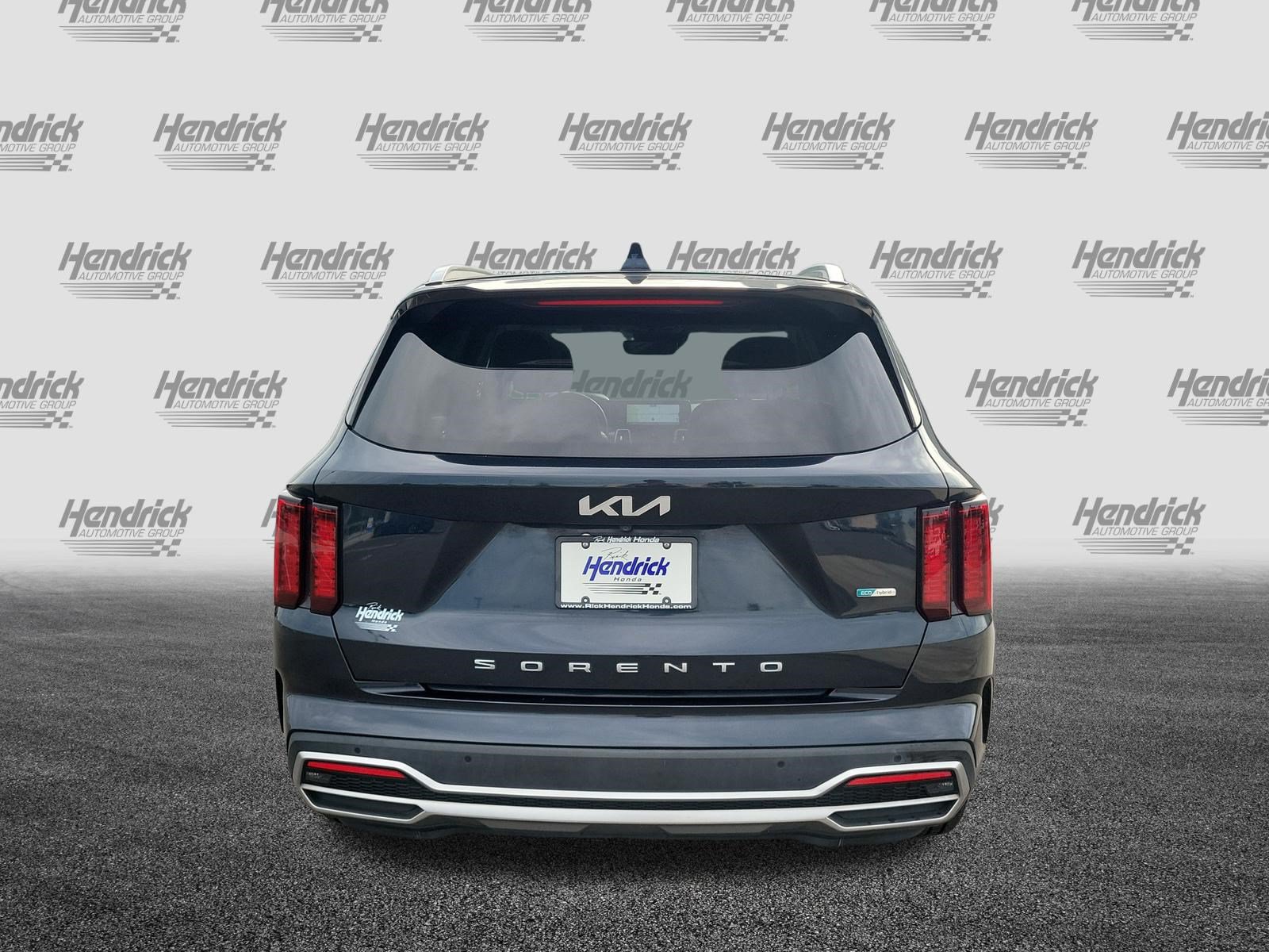 Used 2022 Kia Sorento EX w/ Panoramic Sunroof Package FWD image 6