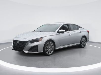 Used 2023 Nissan Altima 2.5 SL