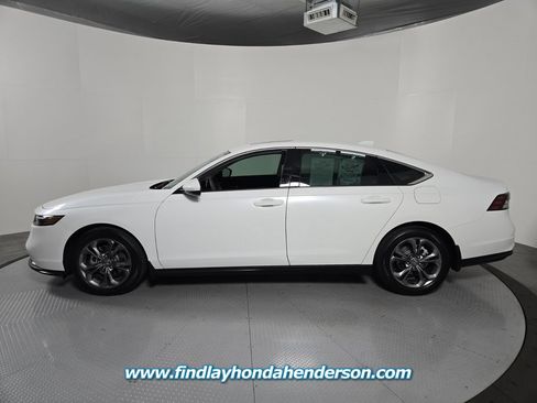 Certified 2023 Honda Accord EX image 3