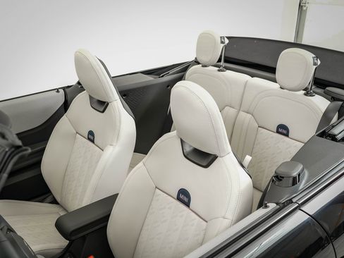 New 2026 MINI Cooper S image 15