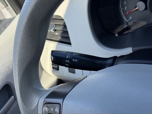 Used 2013 Toyota Sienna LE image 26