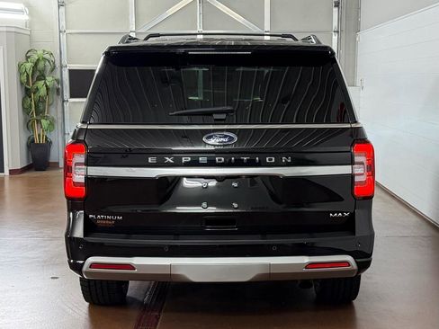 Used 2023 Ford Expedition Max Platinum AWD/4WD image 4