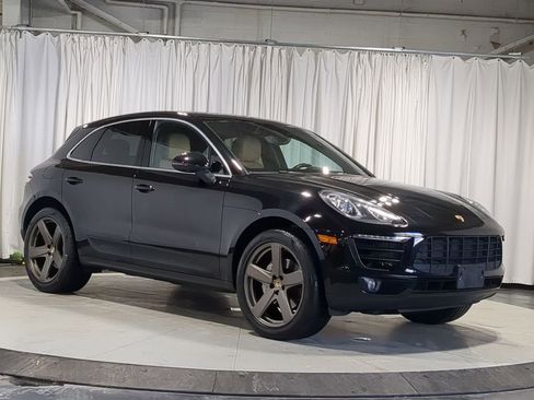 Used 2016 Porsche Macan S image 16