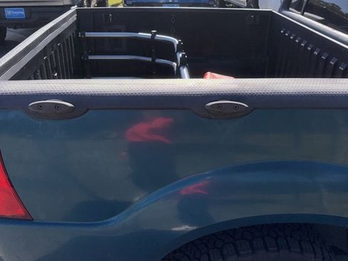 Used 2002 Ford Explorer Sport Trac 2WD image 8