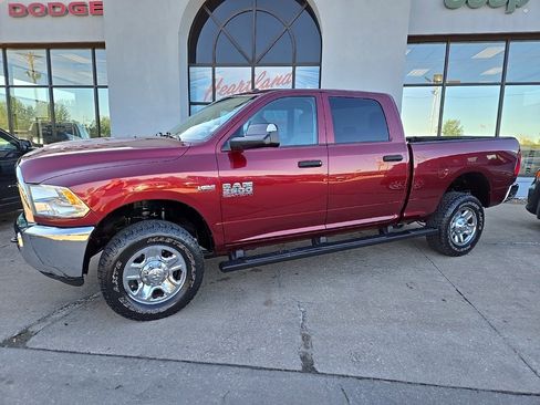 Used 2018 RAM 2500 Tradesman w/ Chrome Appearance Group image 6