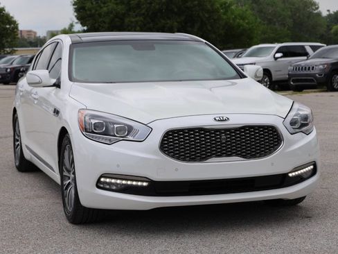 Used 2016 Kia K900 Luxury image 4