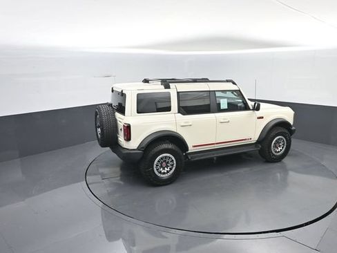New 2026 Ford Bronco Outer Banks w/ Sasquatch Package AWD/4WD image 32