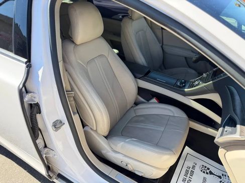 Used 2019 Lincoln MKZ Reserve FWD image 42