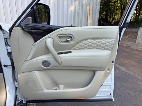 Used 2024 INFINITI QX80 Sensory w/ Cargo Package AWD/4WD image 49