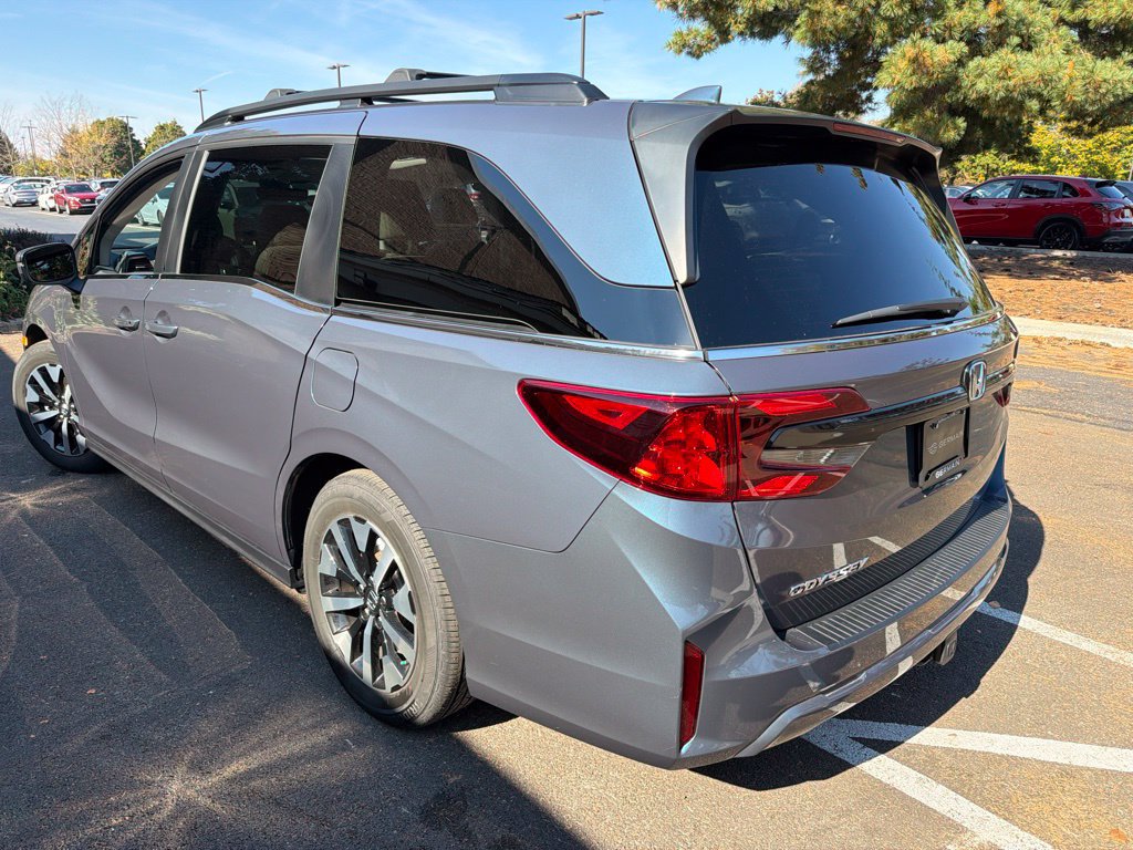 Used 2025 Honda Odyssey EX-L image 11