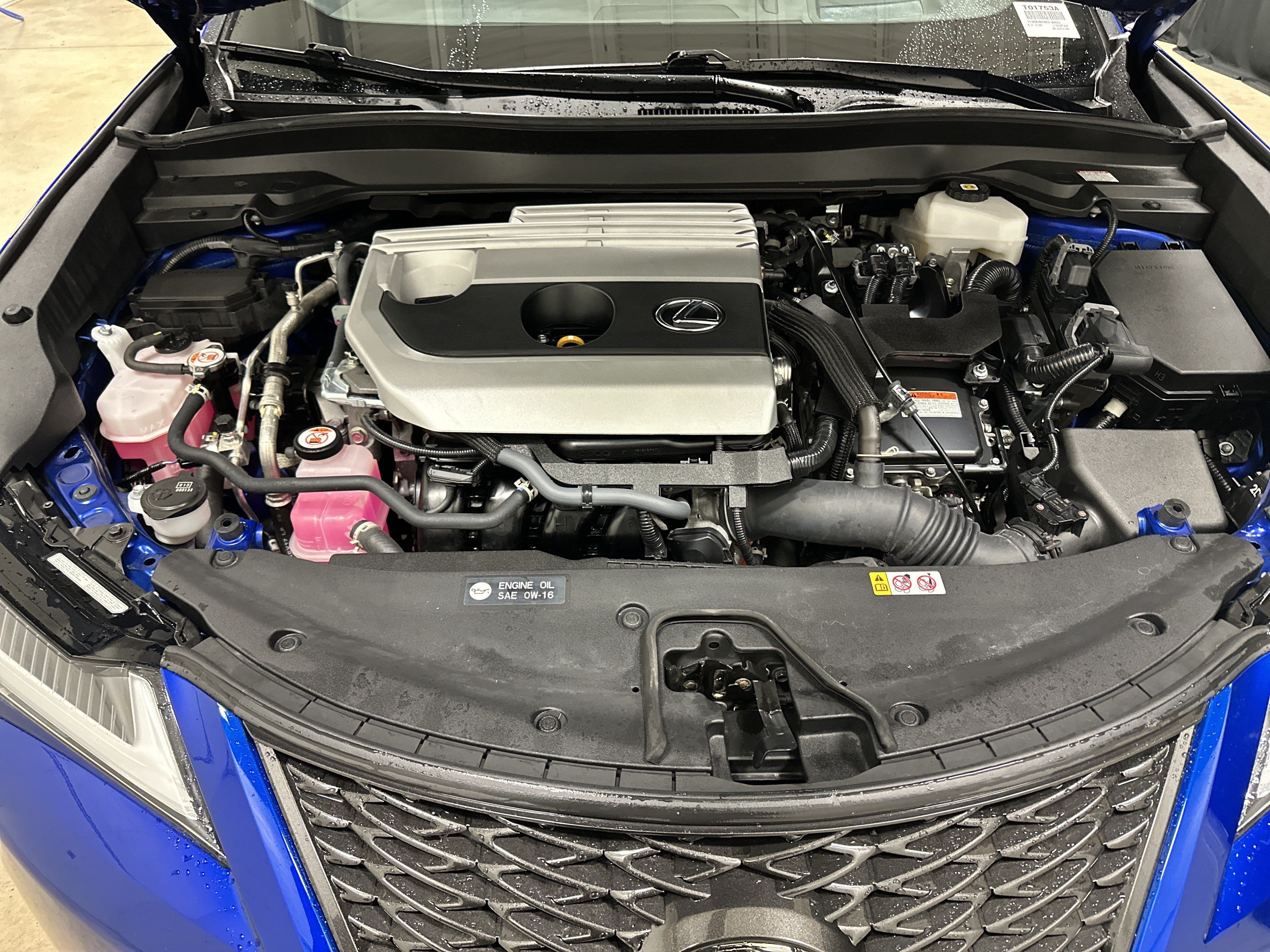Certified 2024 Lexus UX 250h F Sport FWD image 34