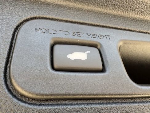 Used 2023 Honda Pilot EX-L image 27