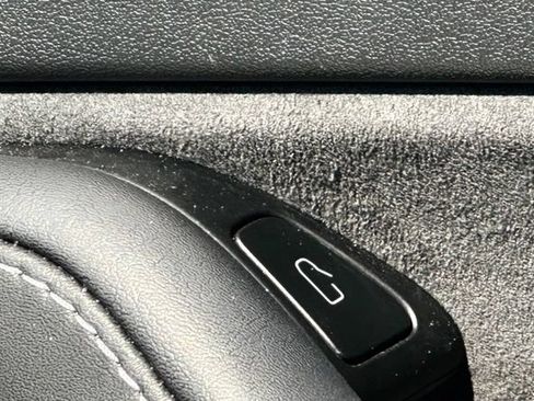 Used 2023 Tesla Model 3 Standard Range RWD image 26