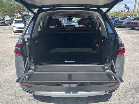 Used 2024 BMW X7 xDrive40i image 30