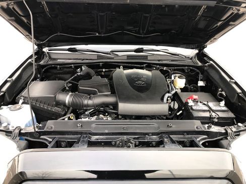 Used 2023 Toyota Tacoma 4x4 Double Cab w/ Trail Edition image 17