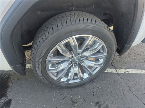 Certified 2022 GMC Sierra 1500 Denali w/ Denali Reserve Package image 32