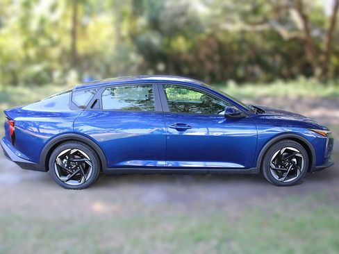 New 2026 Kia K4 EX FWD image 5