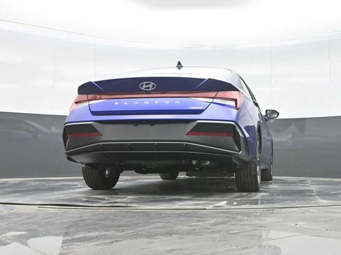 New 2026 Hyundai Elantra Limited image 26