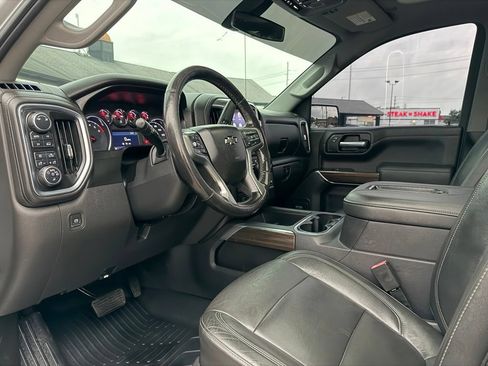 Used 2019 Chevrolet Silverado 1500 RST w/ All-Star Edition AWD/4WD image 2