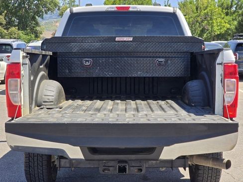 Used 2022 Ford F250 XL w/ Power Equipment Group image 23