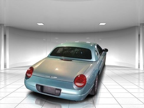 Used 2002 Ford Thunderbird Deluxe image 5