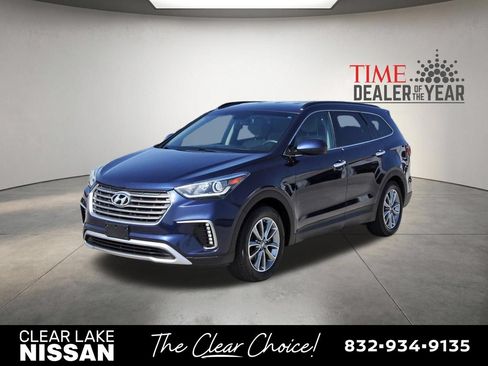 Used 2017 Hyundai Santa Fe SE FWD image 3