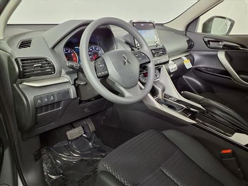 New 2025 Mitsubishi Eclipse Cross LE AWD/4WD image 14