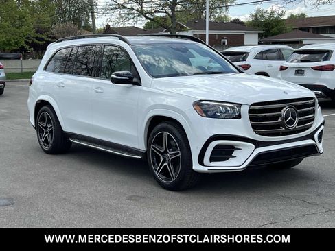 Used 2025 Mercedes-Benz GLS 450 4MATIC image 7