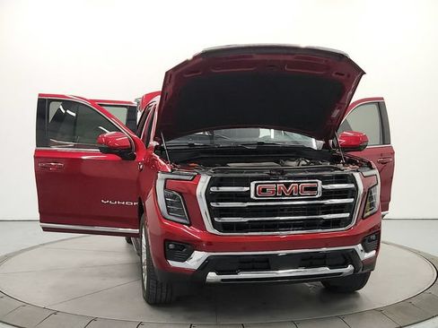 Used 2025 GMC Yukon Elevation RWD image 10