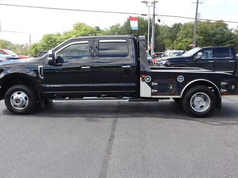 Used 2022 Ford F350 Lariat w/ Lariat Ultimate Package AWD/4WD image 27