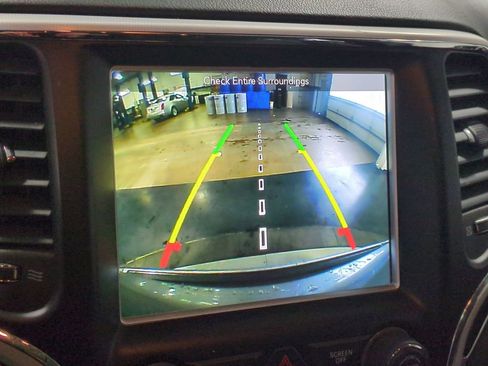 Used 2018 Jeep Grand Cherokee Summit image 29