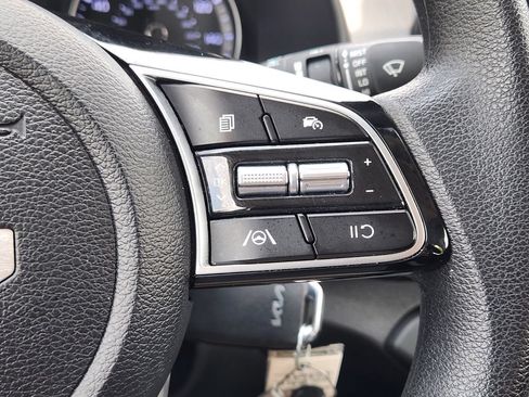 Certified 2024 Kia Forte LXS FWD image 28