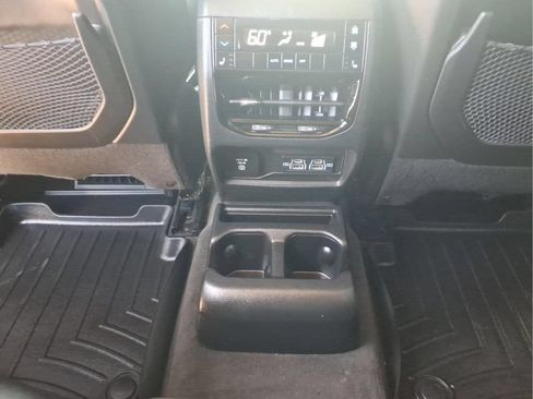 Used 2021 Jeep Grand Cherokee L Limited w/ Luxury Tech Group II AWD/4WD image 16