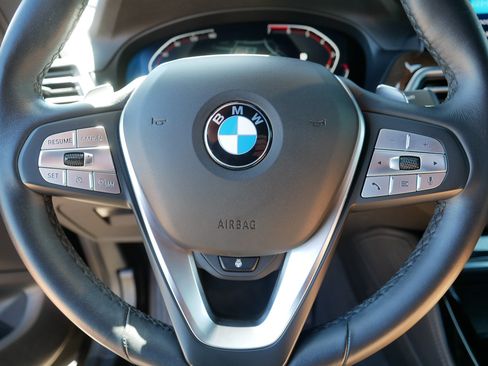 Used 2024 BMW X4 xDrive30i w/ Parking Assistance Package AWD/4WD image 25