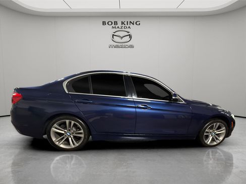 Used 2018 BMW 330i Sedan w/ Convenience Package RWD image 6